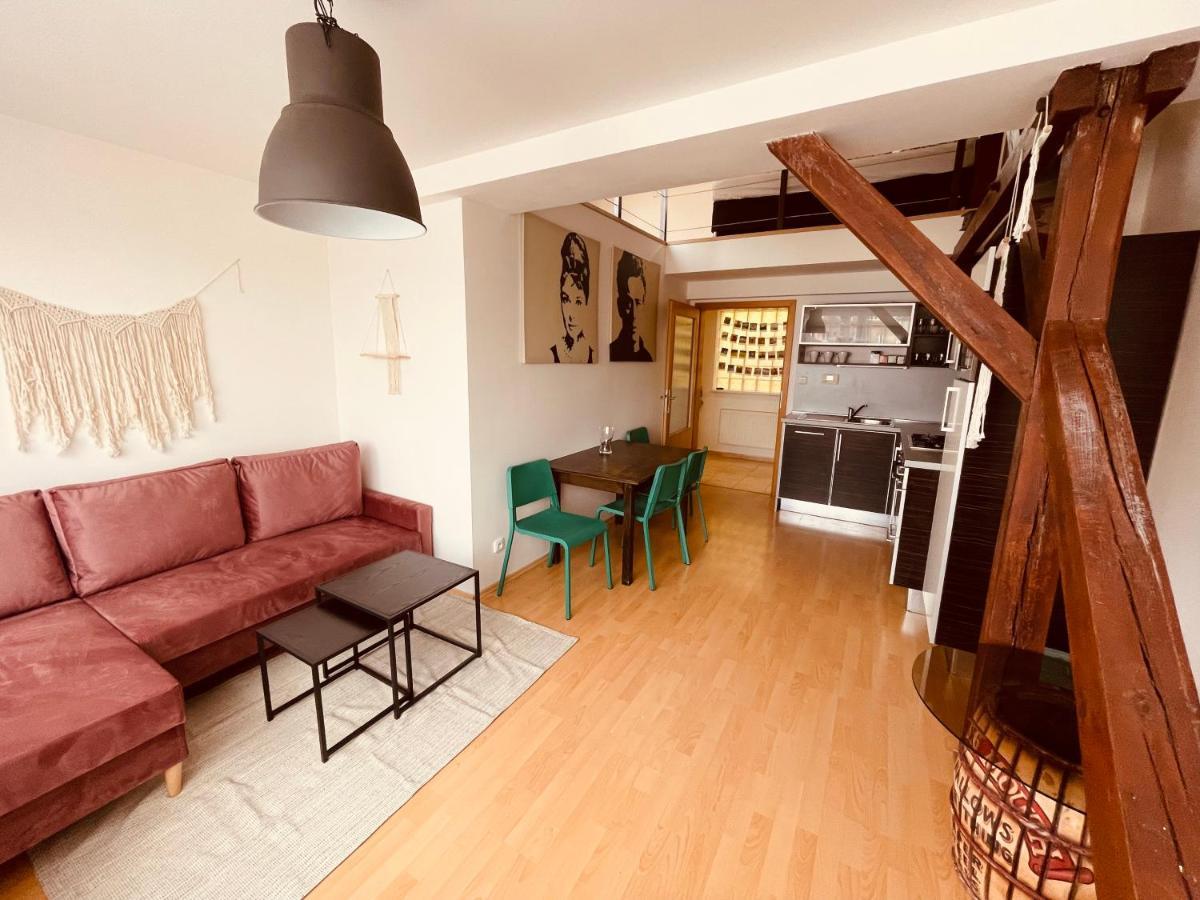 Good Times By Vysehrad Apartment Praha Bagian luar foto
